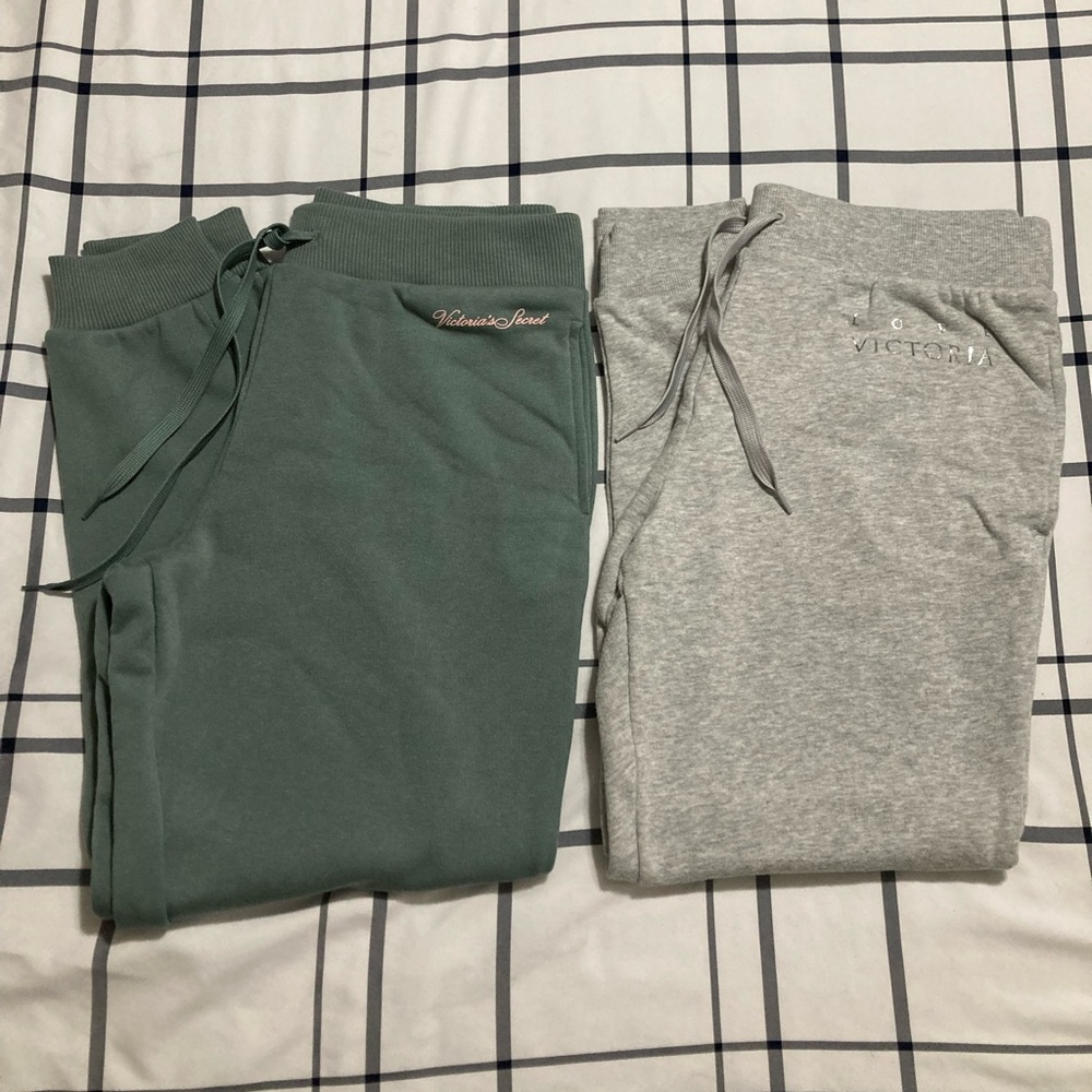 Victoria’s Secret sweatpants